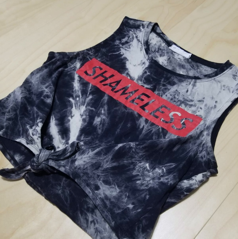 Black marble Pattern with Shameless logo